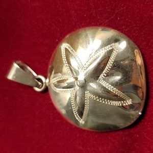 Large Sterling silver Star Dollsr